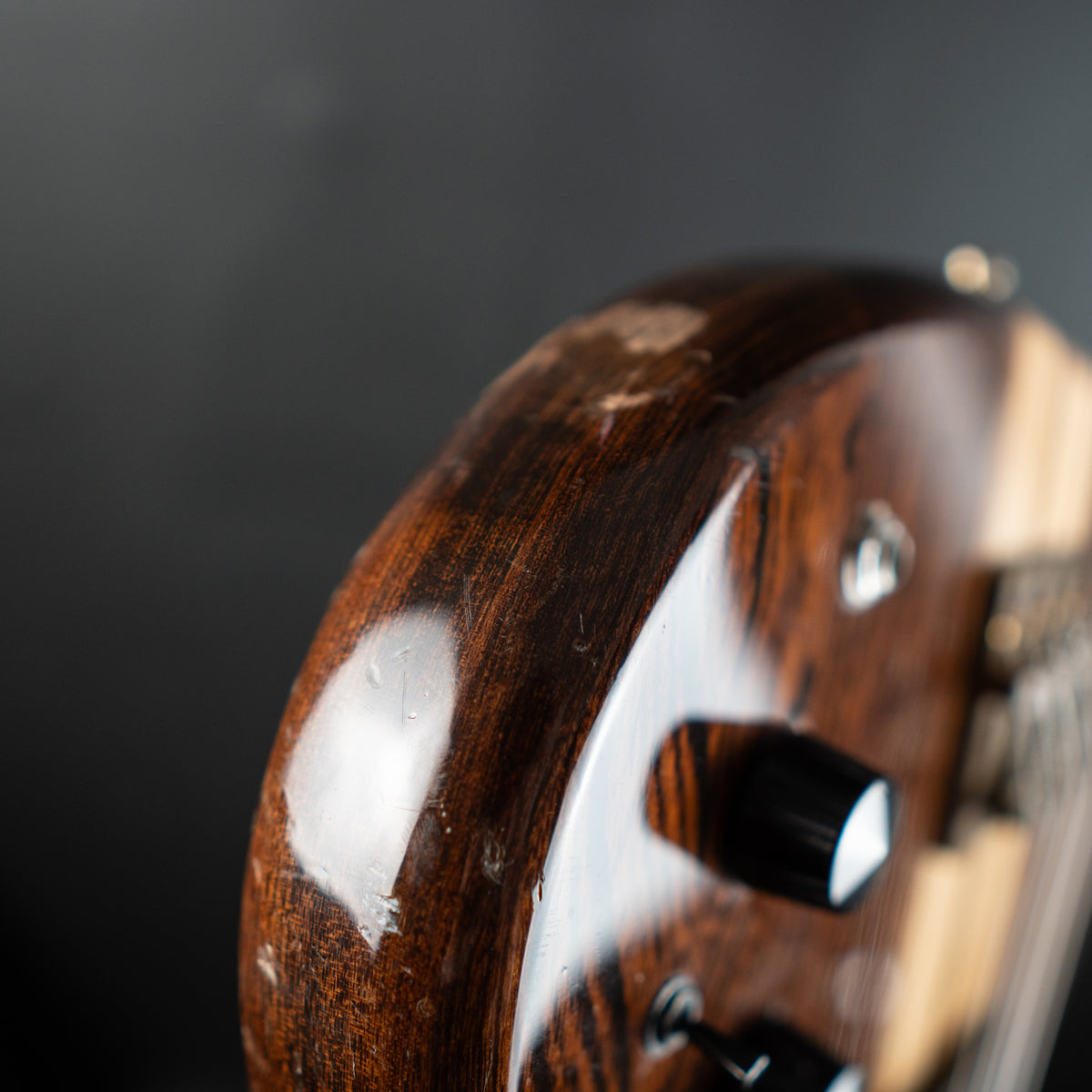 Aria Pro II SB-700 Walnut  [PREOWNED]