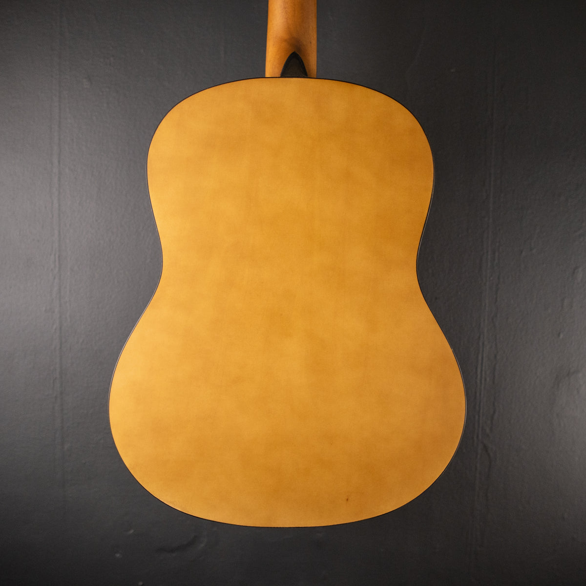 Stagg C430 M NAT Guitar pack with 3/4 natural-coloured classical guitar with linden top, tuner, bag