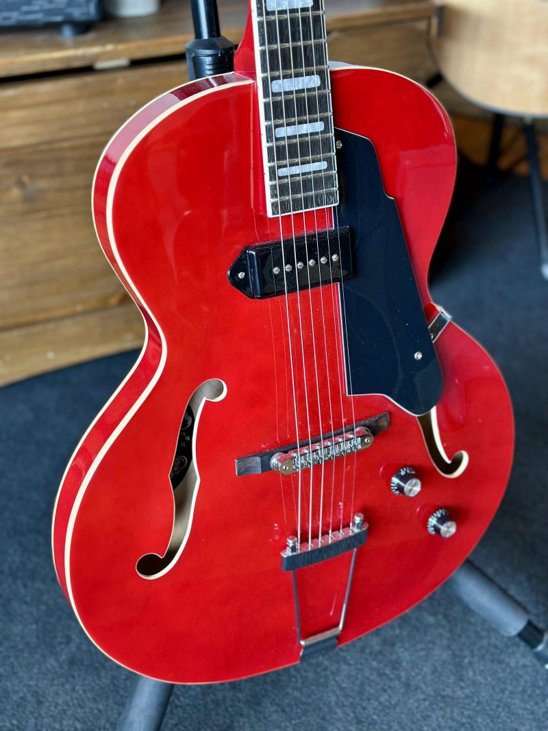 Grote Jazz Guitar
