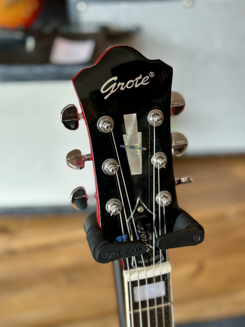 Grote Jazz Guitar